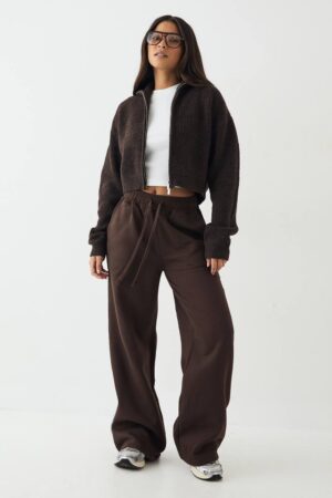 Dam DSGN Studio Joggers med Rak Ben och Applikationer i Samma Tyg | Dark Chocolate | Storlek 2XL