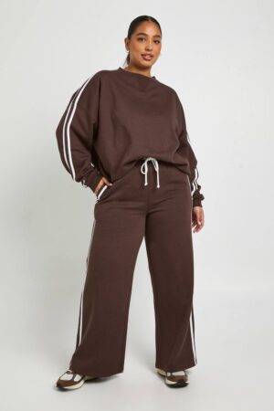 boohoo Dam Plus sidoremsa joggers med breda ben | Coffee | Storlek 48