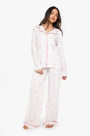 boohoo Dam Bow Print Piping Detail Long Sleeve Shirt & Trousers Pyjama Set | Cream | Storlek 42