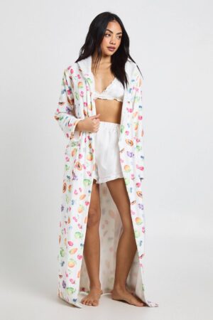 boohoo Dam Maxilång Morgonrock Med Blandat Fruktmönster | White | Storlek Medium