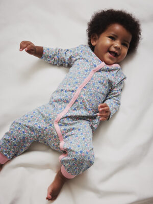Pyjamasoverall blommig