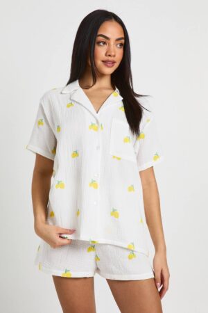 boohoo Dam Cotton Lemon Print Short Sleeve Shirt & Short Pyjama Set | White | Storlek 44