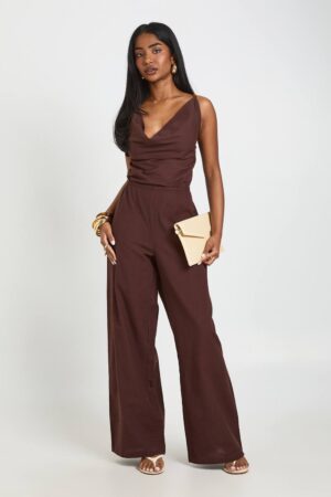 boohoo Dam Linne Jumpsuit Med Cowl-hals Och Vida Ben | Chocolate | Storlek 44