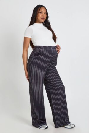 boohoo Dam Mammakläder Randiga Skräddarsydda Vida Byxor | Black | Storlek 44