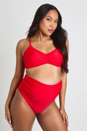boohoo Dam Mammakläder Höga Midjan Rynkad Bikinitrosa | Röd | Storlek 36