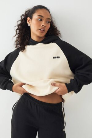 Dam DSGN Studio Colour Block Raglan OverStorlekd Hoodie | Black | Storlek 2XL