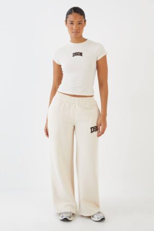Dam Dsgn Studio Joggers Med Leopardapplikation Och Rak Passform | Crème | Storlek Medium