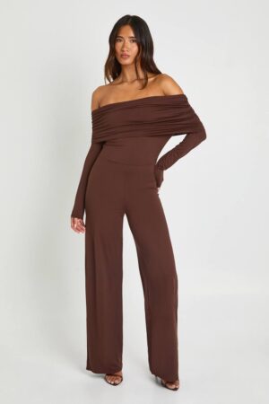 boohoo Dam Asymmetrisk Bardot-jumpsuit Med Långa Ärmar Och Vida Ben | Choklad | Storlek 44