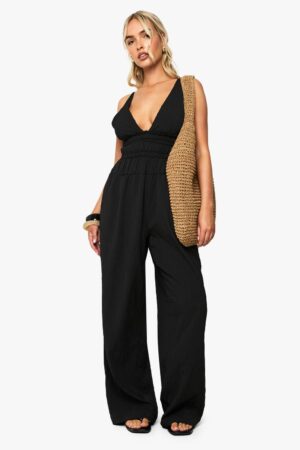 boohoo Dam Texturerad, remmad och rynkad jumpsuit | Svart | Storlek 36